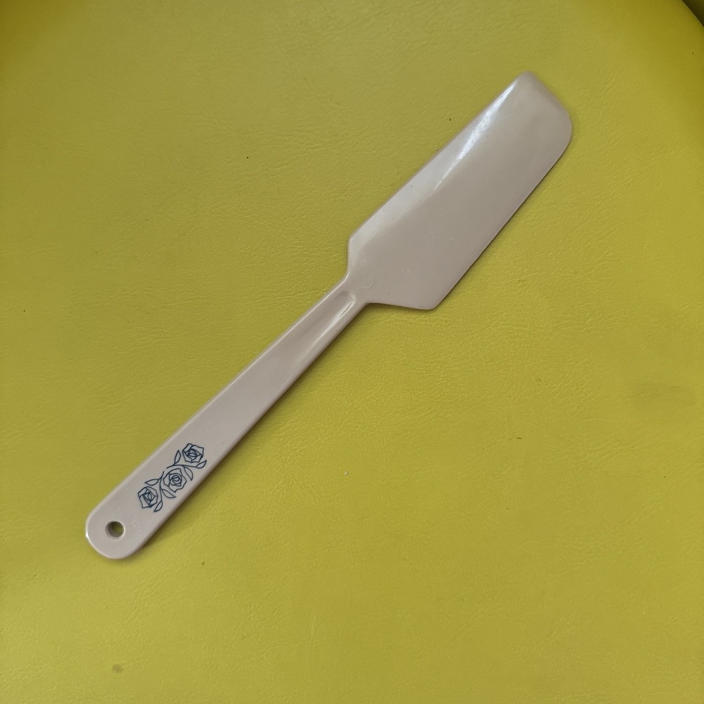 Norplac Vinyl Serving Utensil Cake Pie Spatula Blue Flower Rose Vtg MCM USA Made